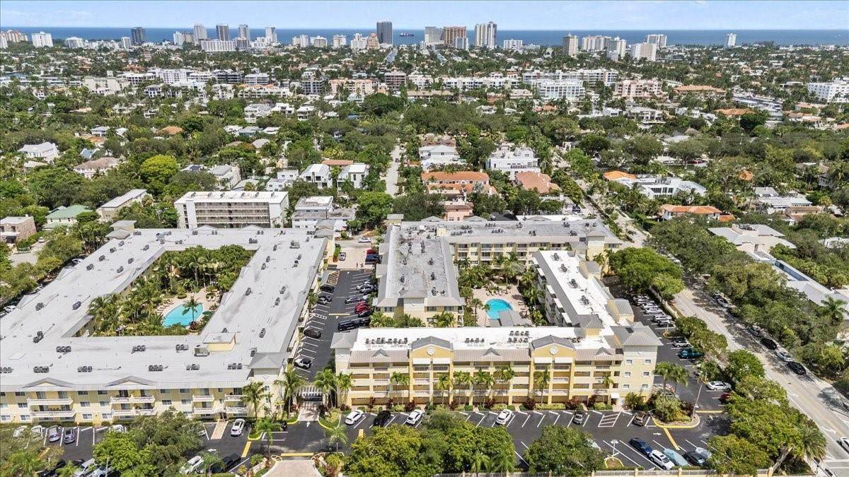 1515 Broward Boulevard - Photo 1