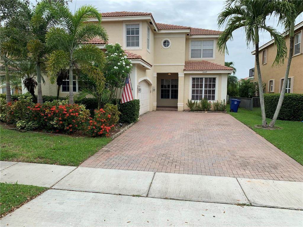 16445 31ST Street - Photo 1