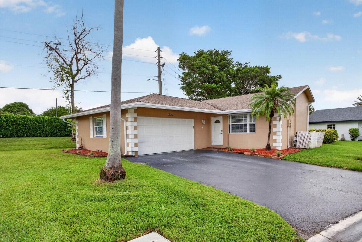 7516 88th Terrace - Photo 1