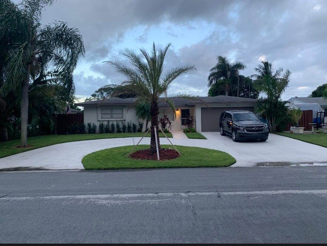 1072 25TH Avenue - Photo 1