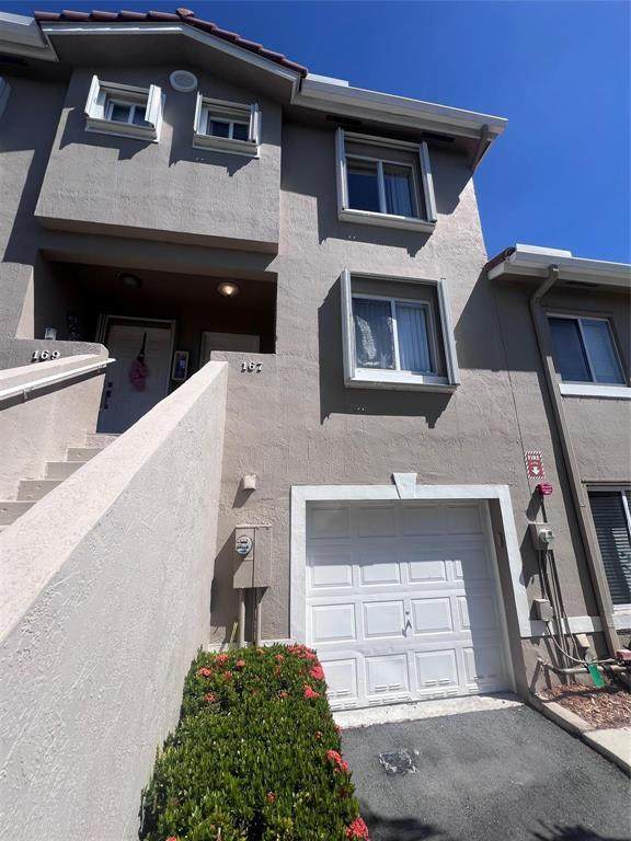 167 Riviera Circle - Photo 1