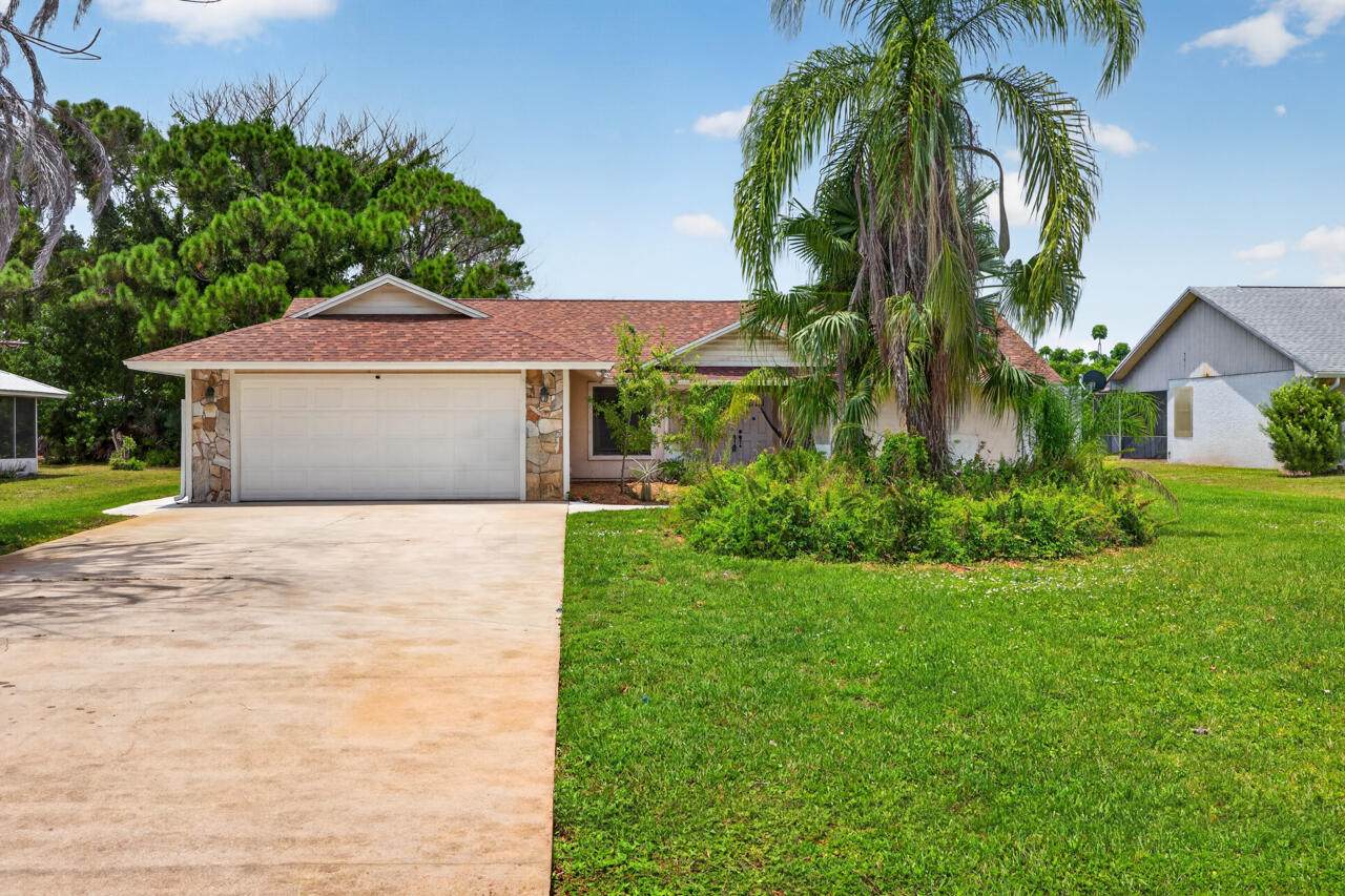 5803 Deer Run Drive - Photo 1