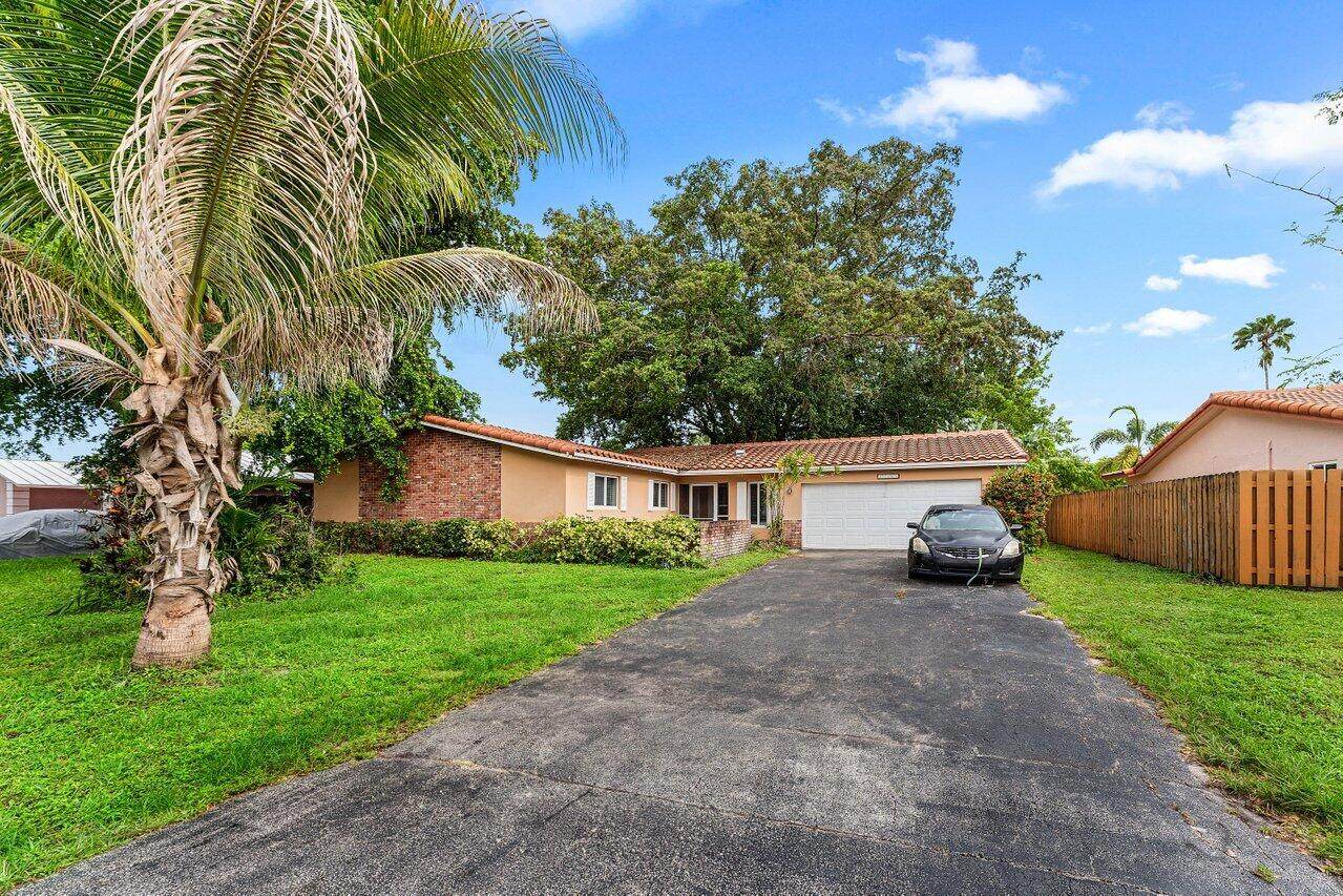 11260 41st Street - Photo 1