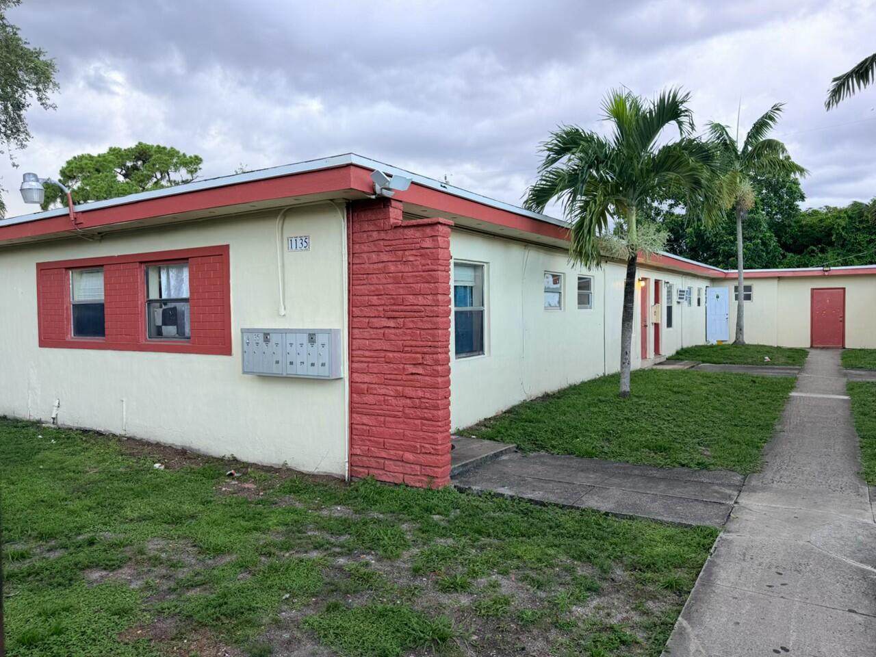 1135 Sharazad Boulevard - Photo 1