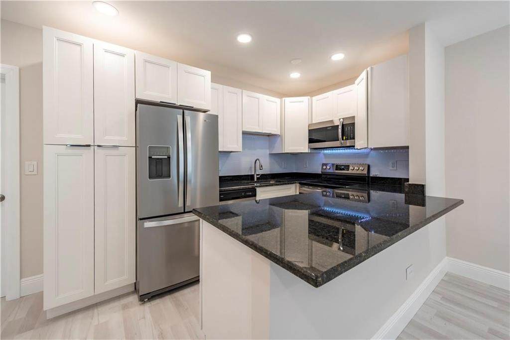 628 8th Avenue - Photo 1