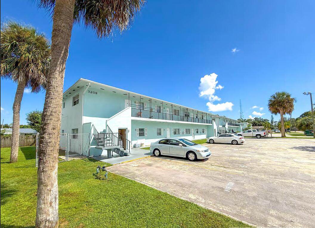 3208 Louisiana Avenue - Photo 1