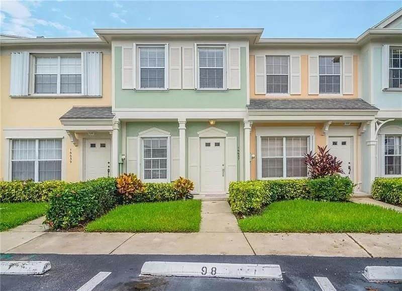 16637 Hemingway Drive - Photo 1