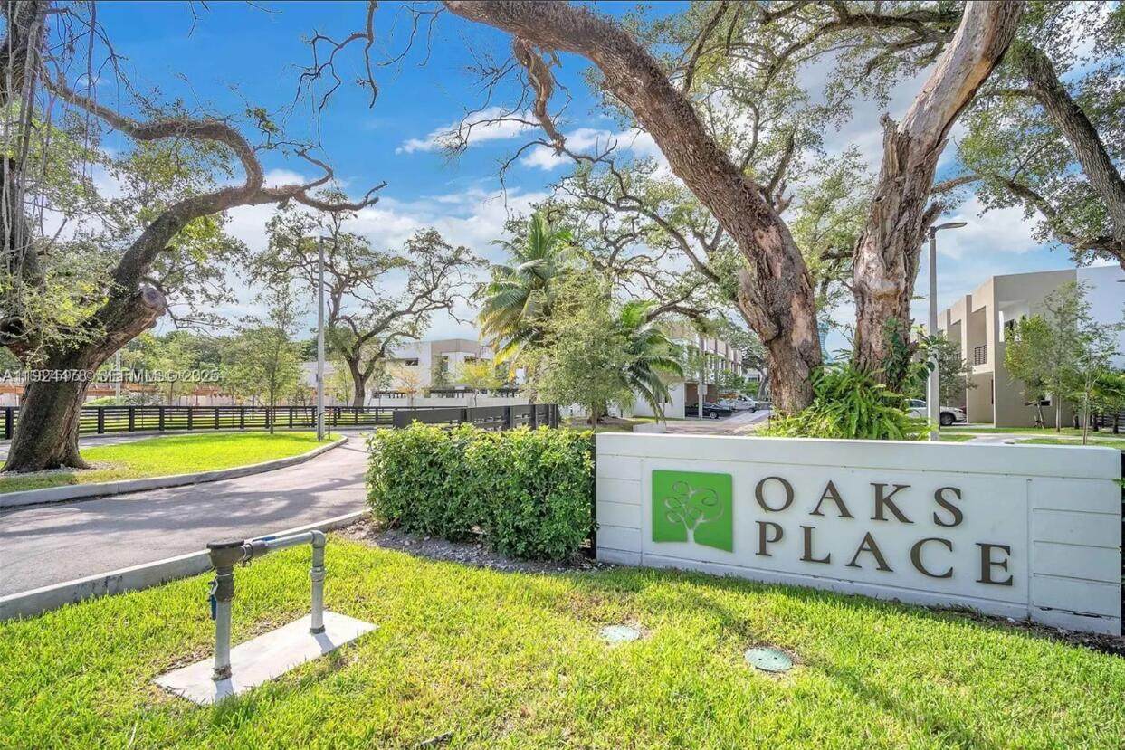 4189 Oak Place - Photo 1