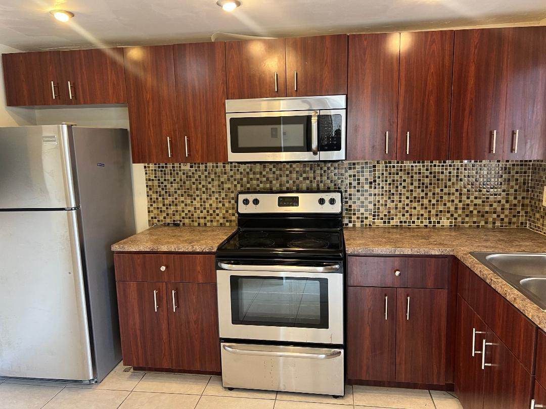 603 State Road 7 - Photo 1
