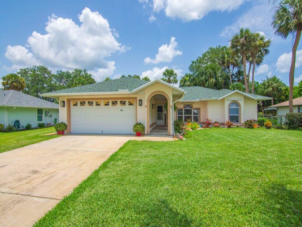 664 Vocelle Avenue - Photo 1