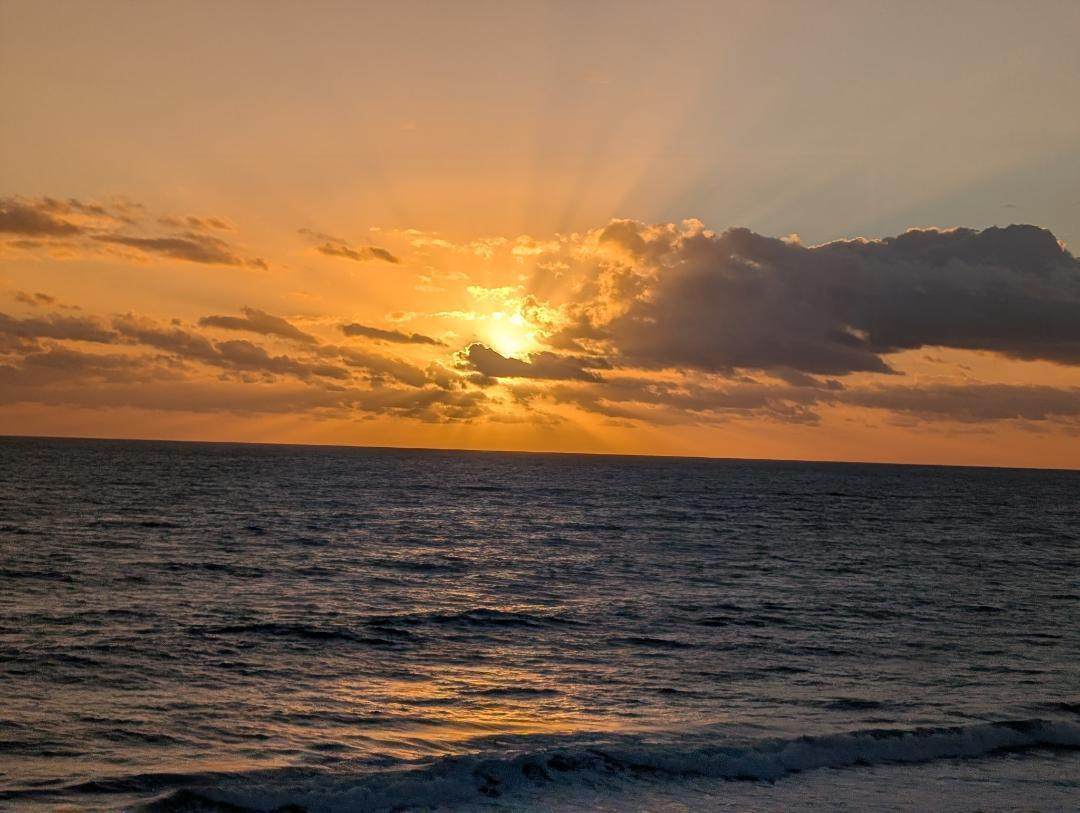 https://bt-photos.global.ssl.fastly.net/beaches/orig_boomver_1_B26061316-2.jpg