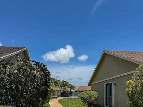 https://bt-photos.global.ssl.fastly.net/beaches/1280_boomver_1_B26061809-2.jpg