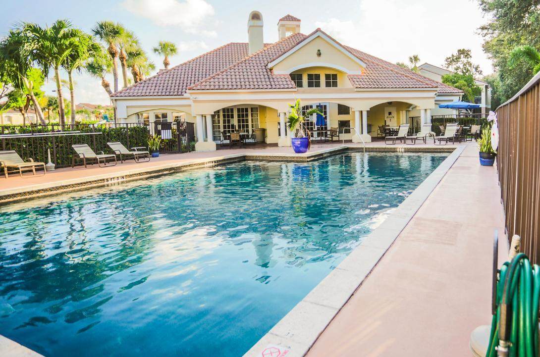 815 Boynton Beach Boulevard - Photo 1