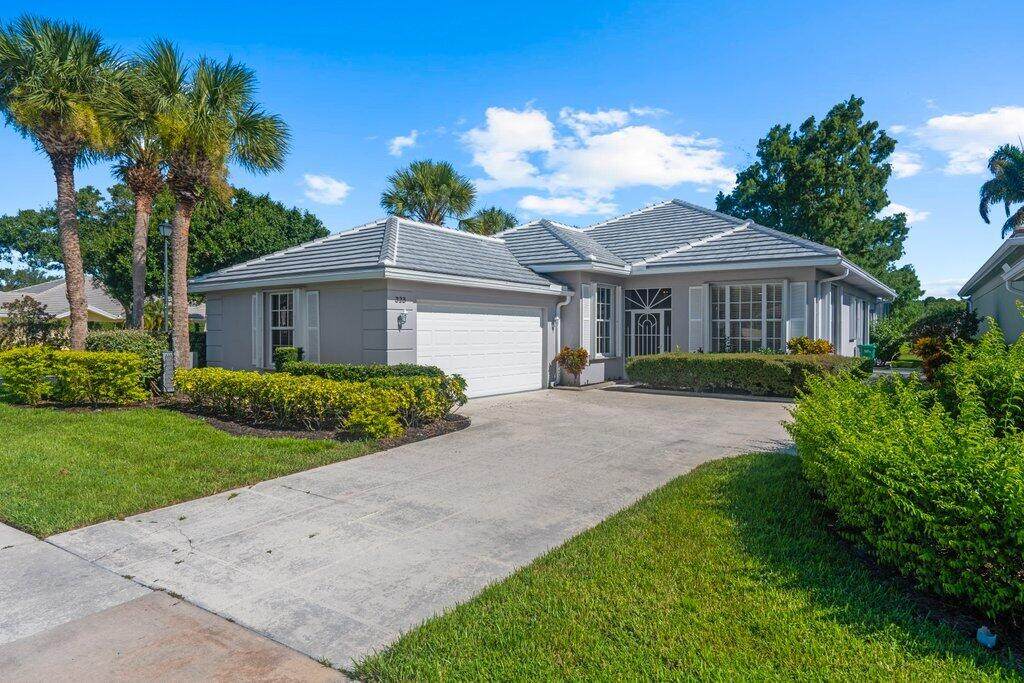 323 Bentley Circle - Photo 1