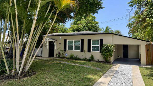 716 19th Street - Photo 1