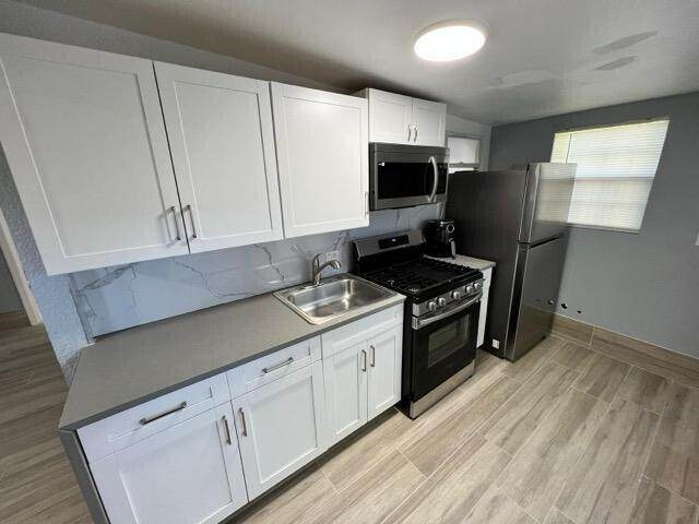 4040 12TH Terrace - Photo 1