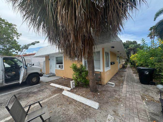 506 18TH Avenue - Photo 1