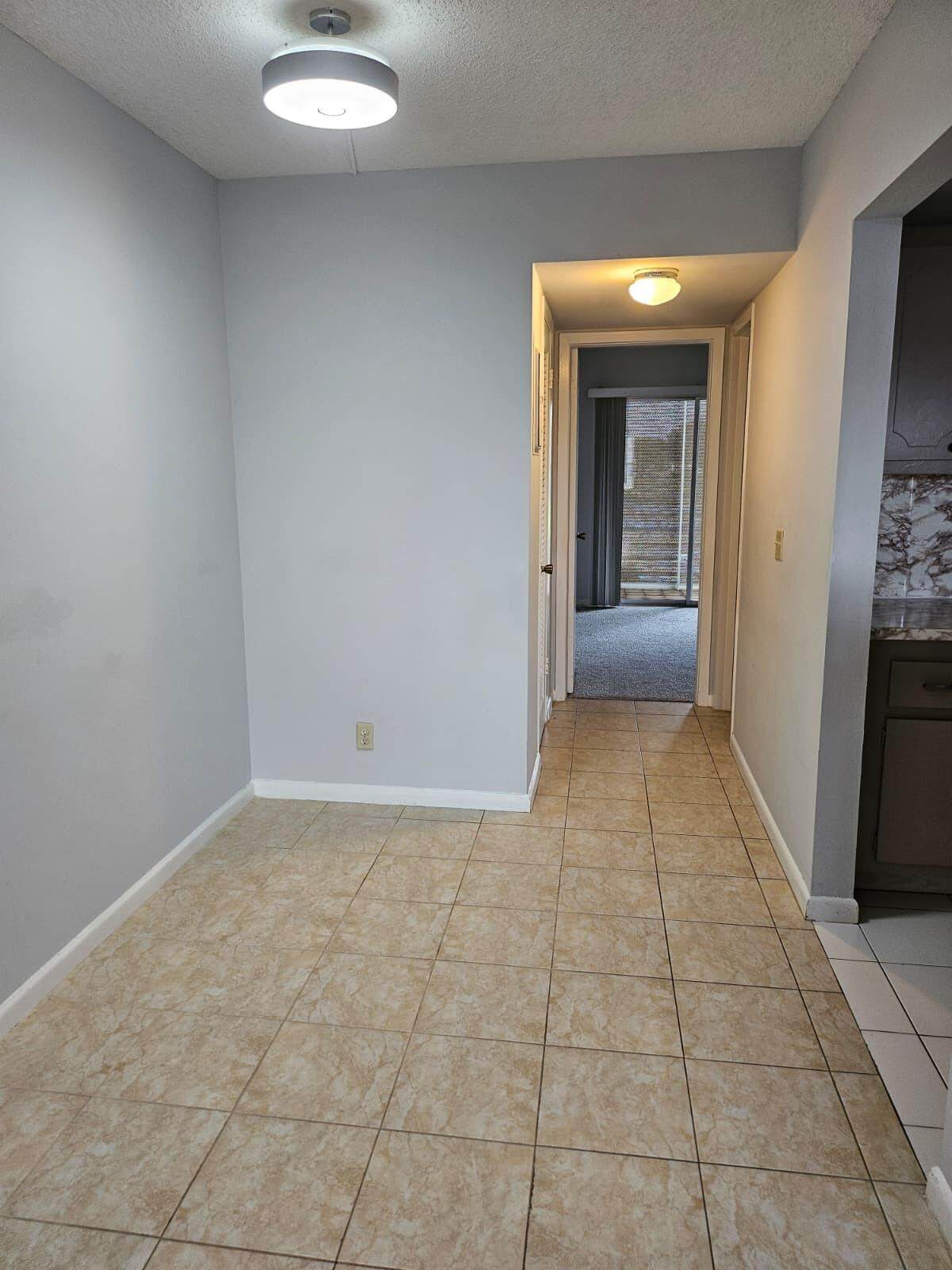 148 Fanshaw D - Photo 1