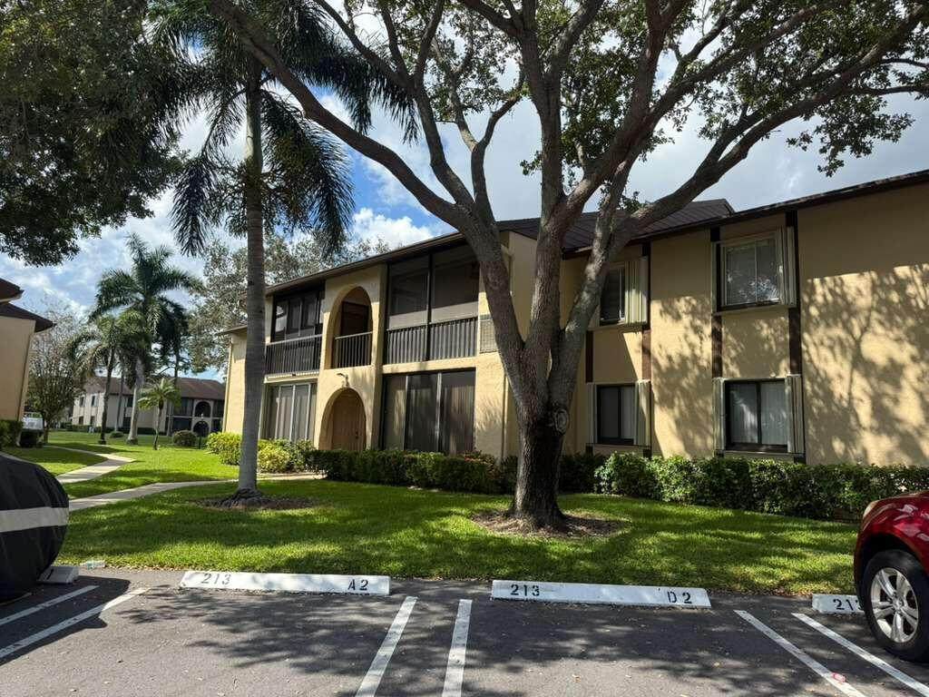 213 Pine Hov Circle - Photo 1