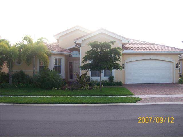 5091 173rd Avenue - Photo 1