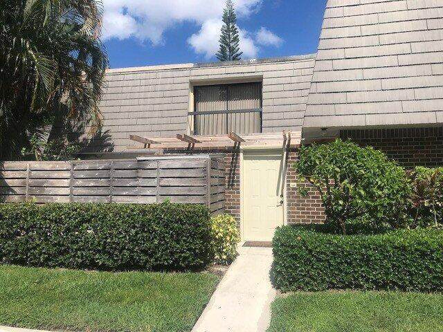 1522 15TH Terrace - Photo 1