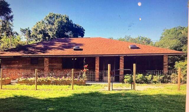 3040 Rogers Road - Photo 1