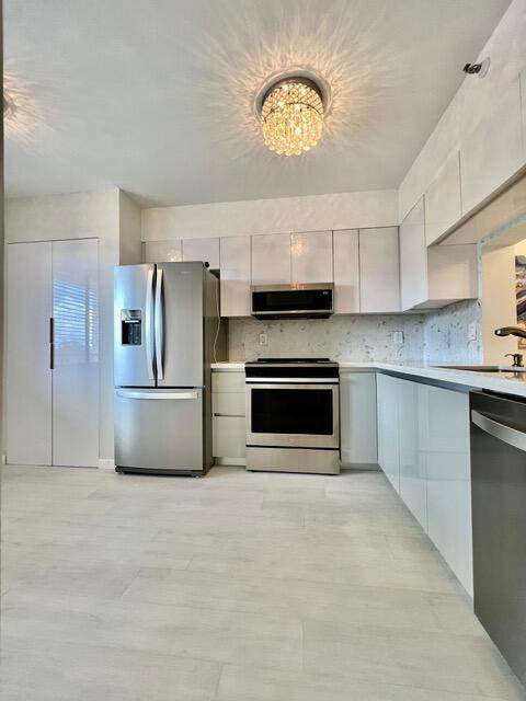 6866 Huntington Lane - Photo 1
