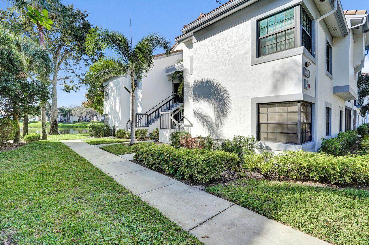 5415 Verona Drive - Photo 1