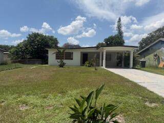 301 31ST Street - Photo 1