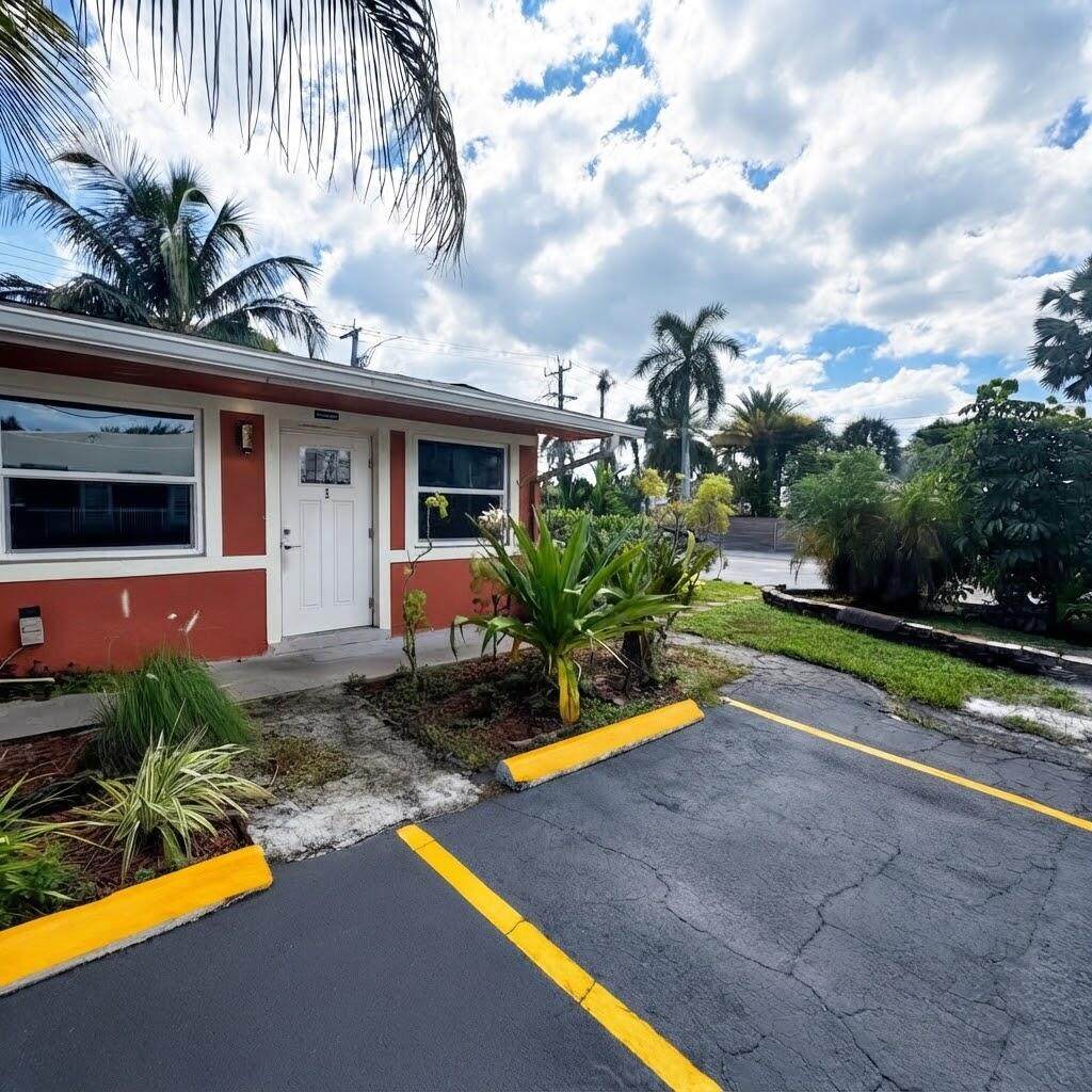 1500 62nd Street - Photo 1