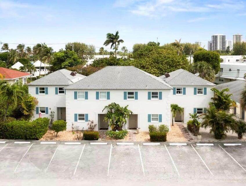1218 Surf Road - Photo 1