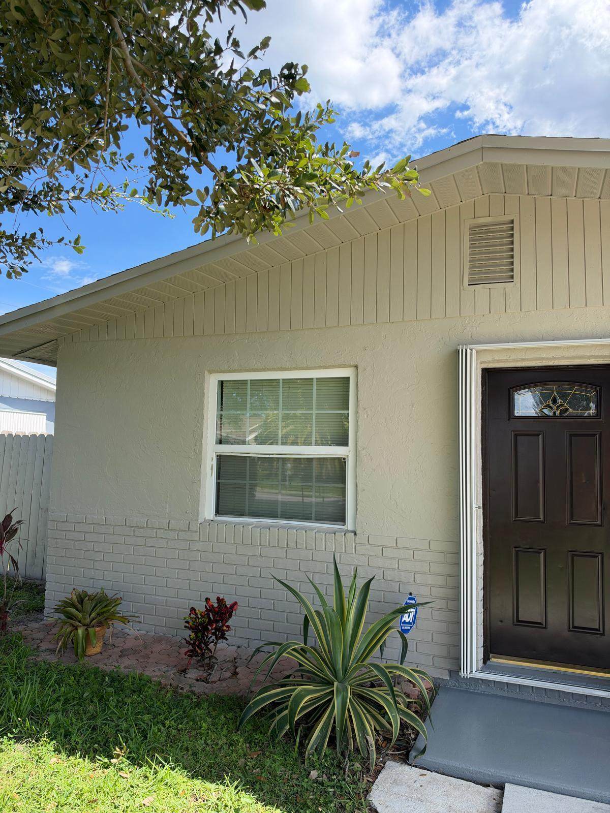 2518 Harrison Street - Photo 1