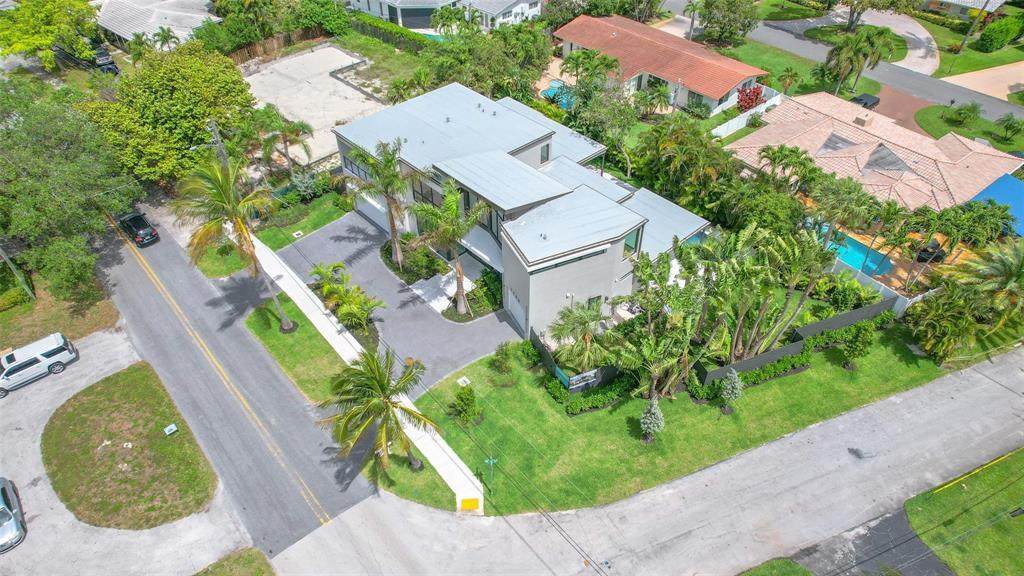 2500 Middle River Drive - Photo 1