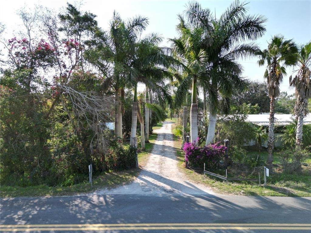 https://bt-photos.global.ssl.fastly.net/beaches/orig_boomver_1_F10425611-2.jpg