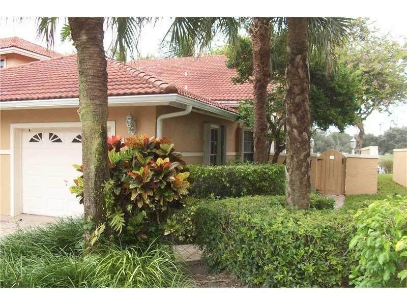 4105 Carriage Dr - Photo 1