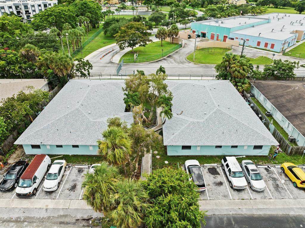 5738 27th Ct - Photo 1
