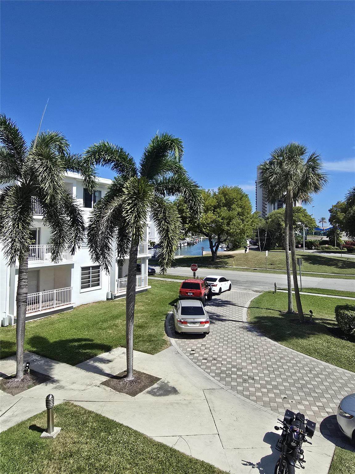 1631 114th St - Photo 1