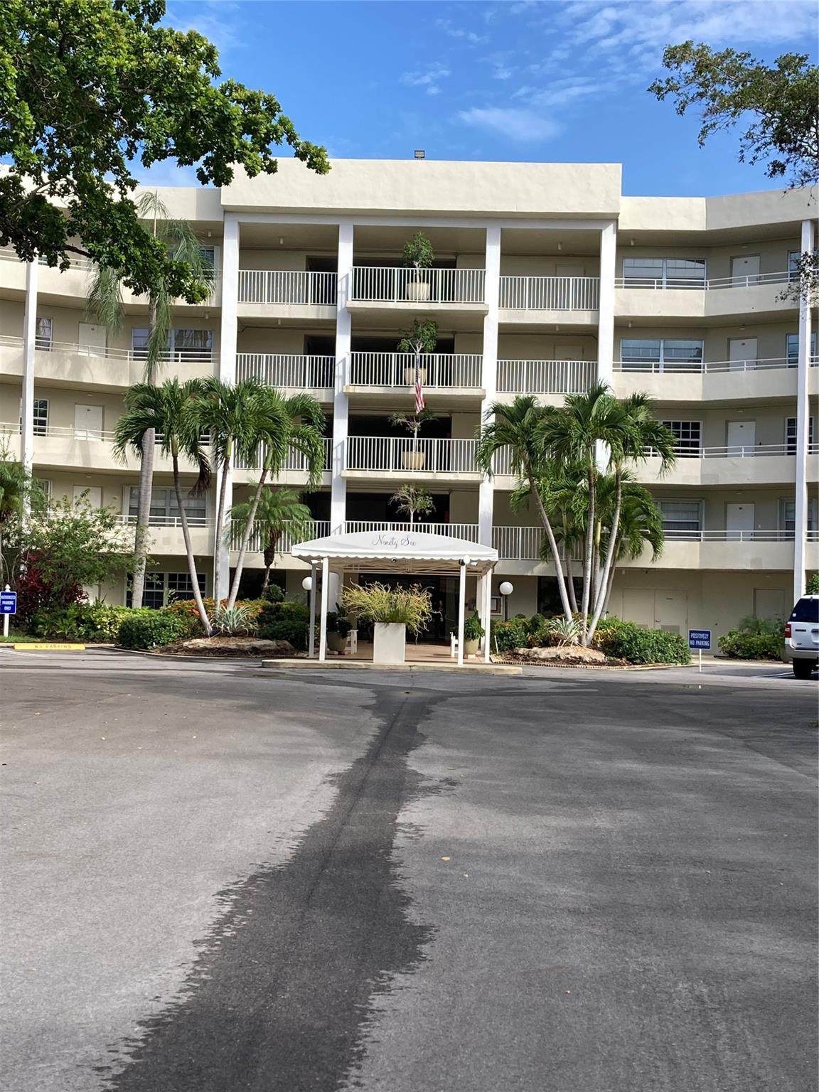 805 Cypress Blvd - Photo 1