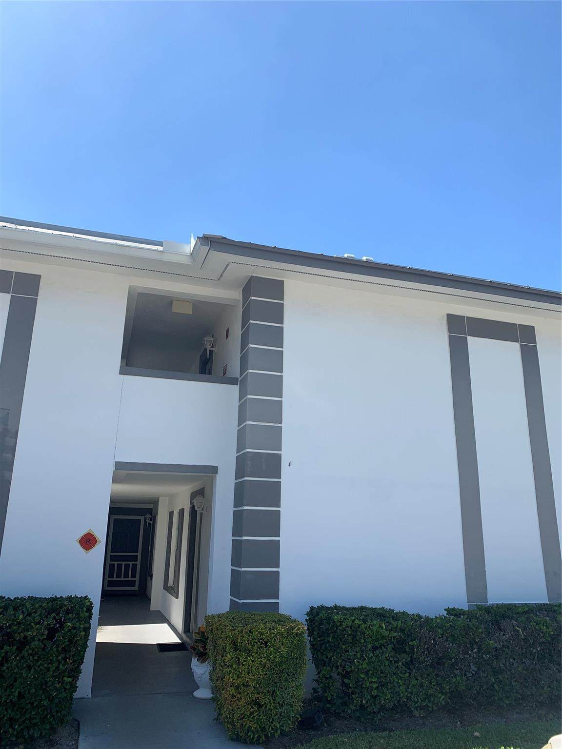 805 Central Pkwy - Photo 1