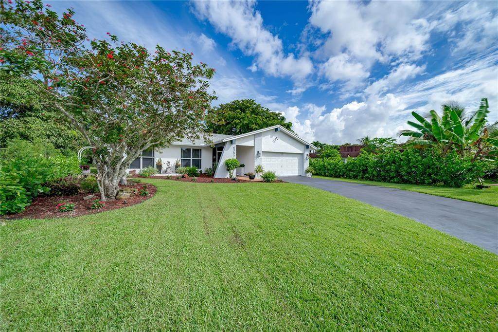 6307 Silk Oak Cir - Photo 1