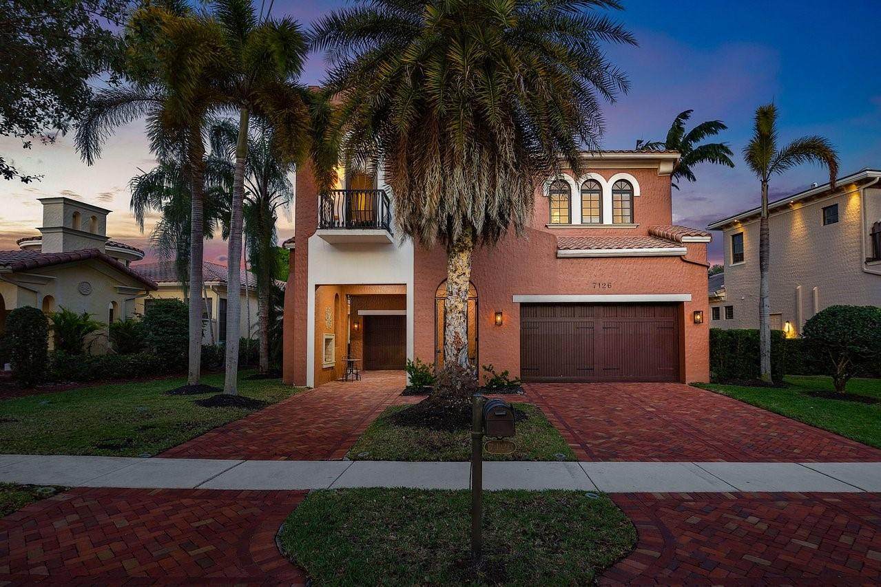 7126 Spyglass Avenue - Photo 1