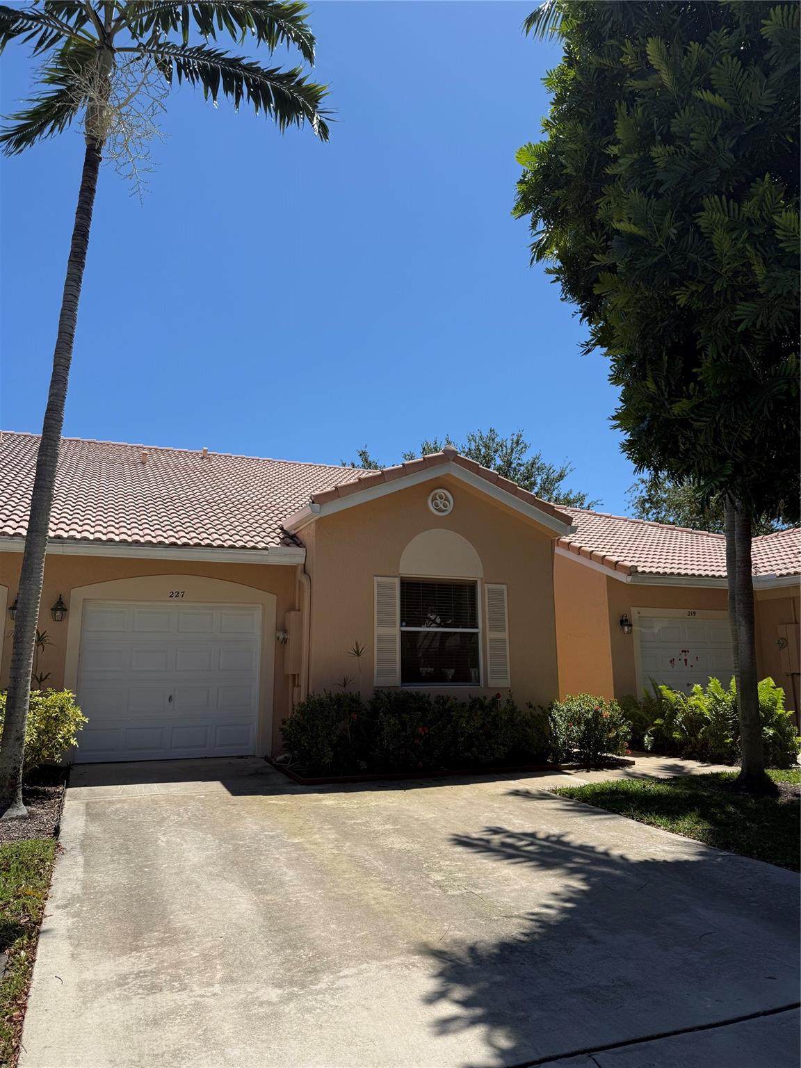 227 Coral Trace Ln - Photo 1