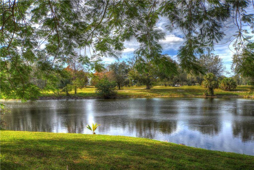 3499 Oaks Way - Photo 1