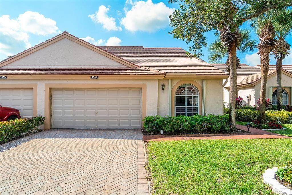 7742 Coral Lake Dr - Photo 1