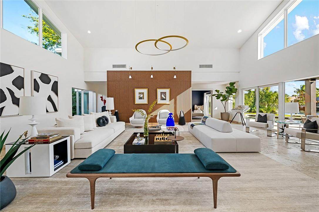 2416 Bayview Dr - Photo 1