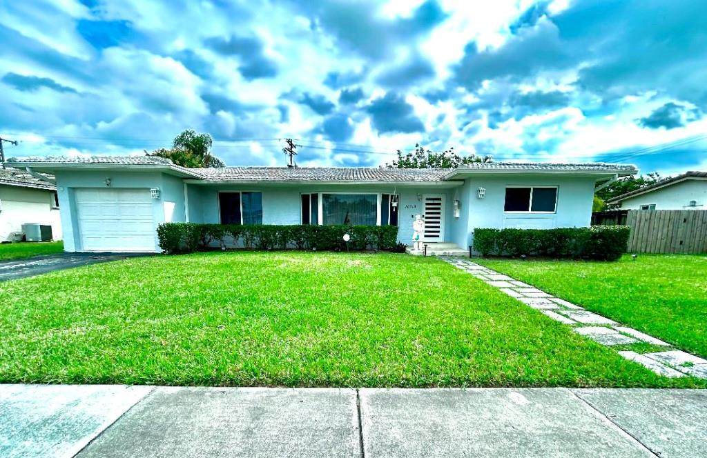 20515 Highland Lakes Blvd - Photo 1