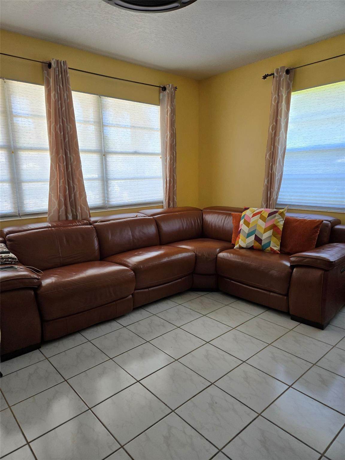 21 Ventnor B - Photo 1