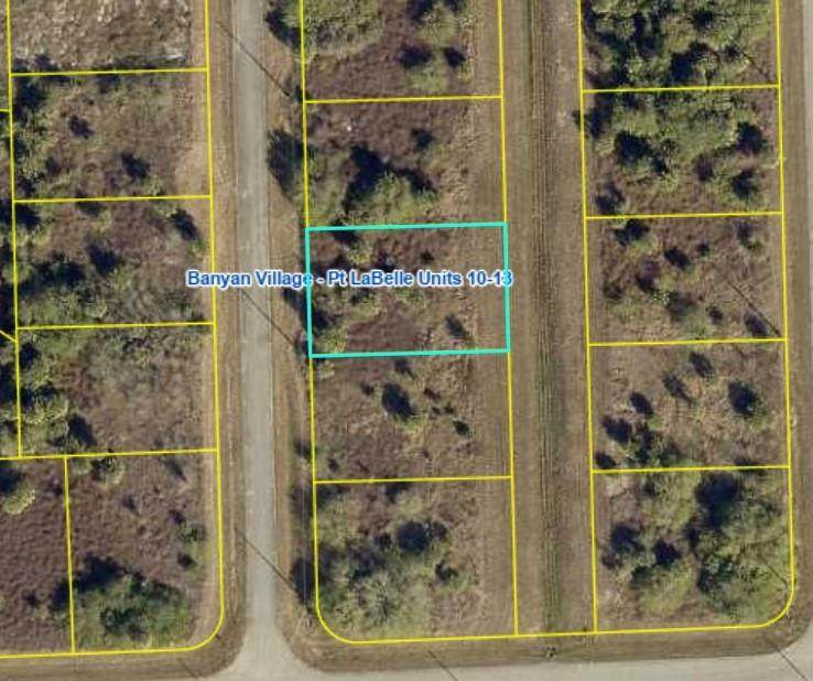 352 Phoenix Ter - Photo 1