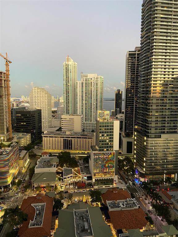 999 1st Ave - Photo 1