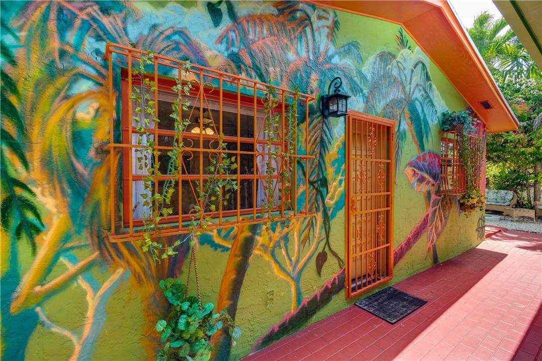 1870 19th St #Back - Photo 1